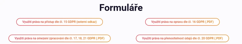 Veřejná stránka kolikmam.cz s informacemi o zpracování údajů a formulářích pro úvěrové registry.