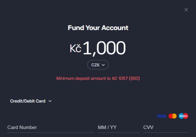 Vlastní snímek částky, měny a upozornění ve formuláři karty, 13. 9. 2026: 1 000 Kč je pod zobrazeným minimem 1 057 Kč (50 USD). Spodní část s osobními údaji není součástí výřezu. Platba nebyla odeslána.